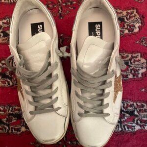 Golden Goose Sneakers
